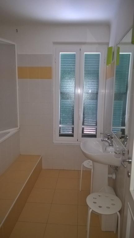 Hotel Villa Adele Челле-Лигуре Номер фото